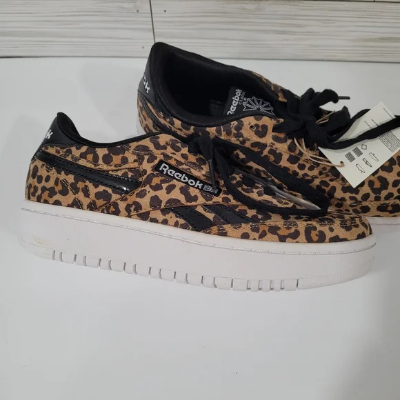Reebok Animal print Sneakers size 4.5 Girls NWT - Picture 8 of 8